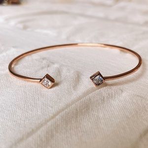 💎✨dainty rose gold cuff bracelet with diamond details✨💎